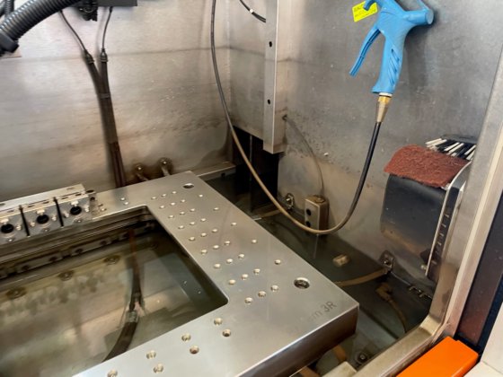 ワイヤー放電加工機 "アジエシャルミユ "カットP 550