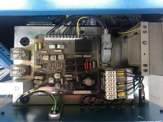 センタレス研削盤 アガソン タイプ150-SSL