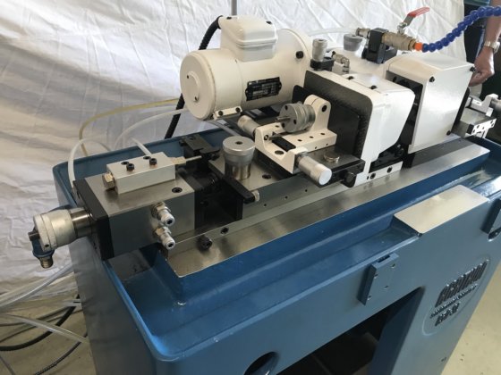 AGATHON" 150-SL 型无心磨床