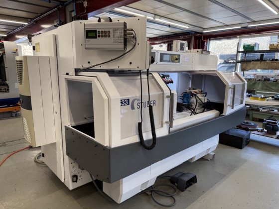 CYLINDRICAL GRINDING MACHINE STUDER S-33 CNC in Biel/Bienne, Bern ...