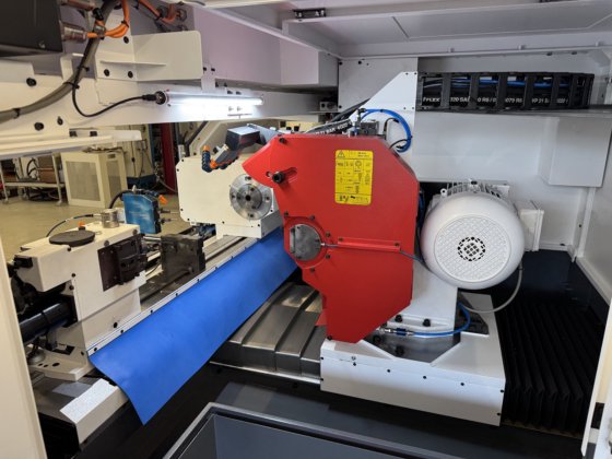 円筒研削盤 シュトゥーダー S-33 CNC