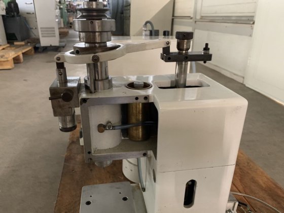 PEP-01 型 "POSALUX "钻孔机