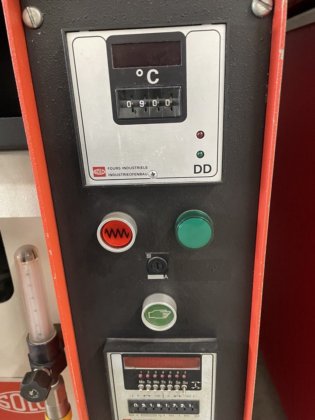 645 型 "独奏 "气体保护装置