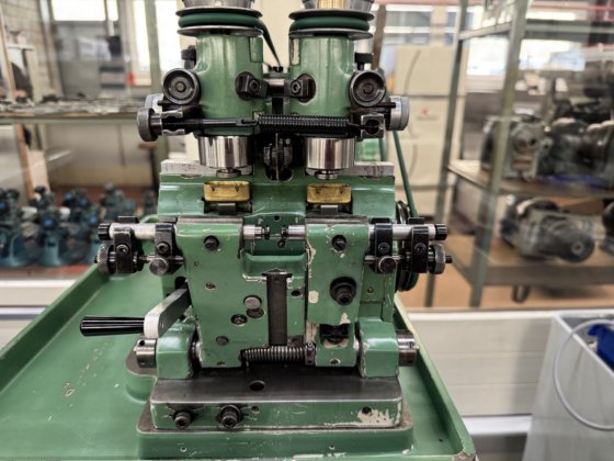 圧延機ストラウザック119型