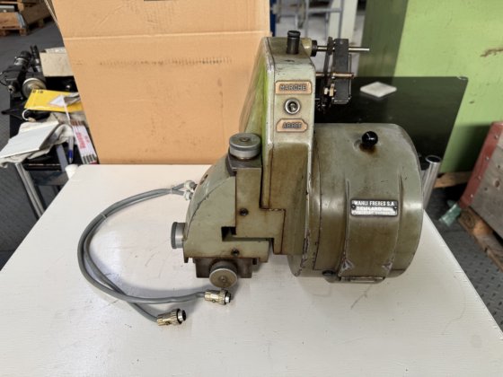 Wahli W-25 自动充电器