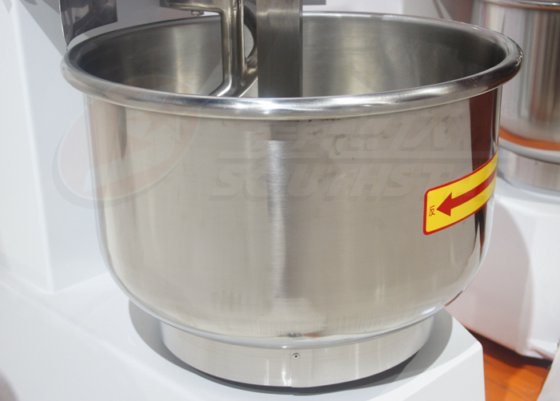 赛思达和面机NFJ-15全自动双动双速15公斤厂家直销