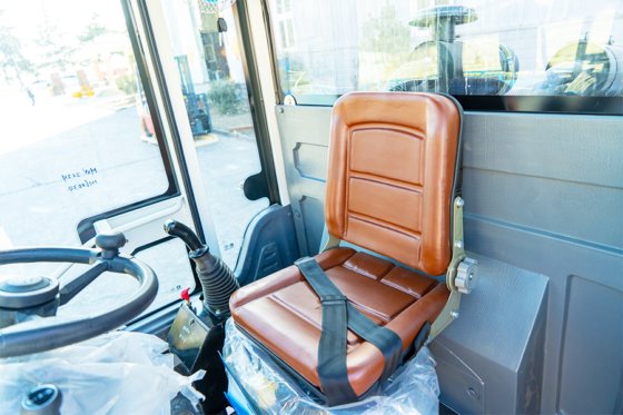 恒旺 HWC-30 全地形叉车