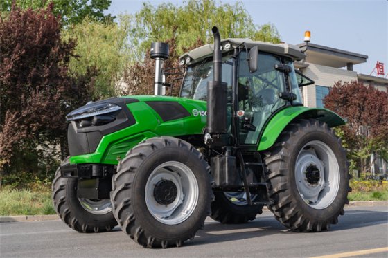 恒旺 110~200马力（16F+8R）系列拖拉机