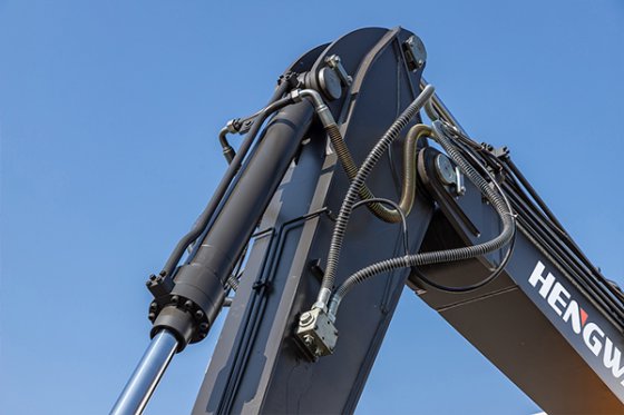 恒旺 HWL150 轮式挖掘机