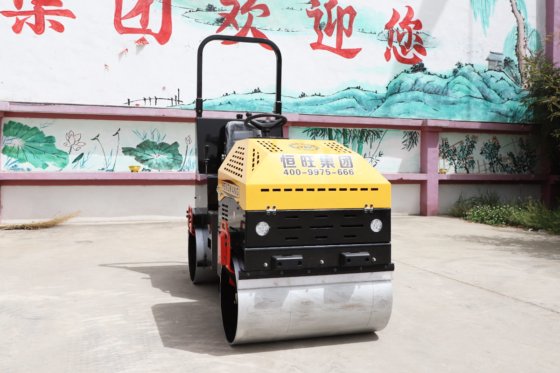 HengWang HW2T Doppeltrommel-Straßenwalze