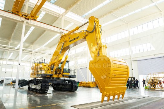 恒旺 HW-1300 履带式挖掘机