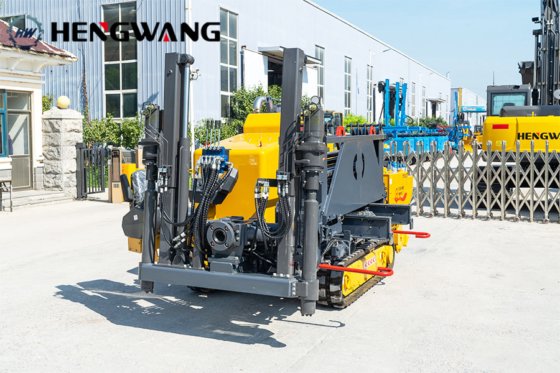 横の方向掘削装置を変える HengWang HWF135 の自動棒