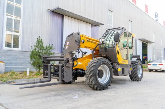 恒旺 HWR30-7 伸缩臂叉车