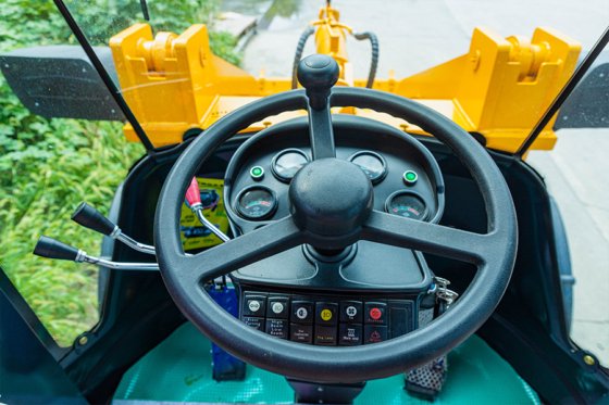 恒旺 HW25-30 挖掘装载机