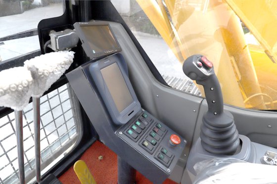 恒旺机锁连杆旋转钻机