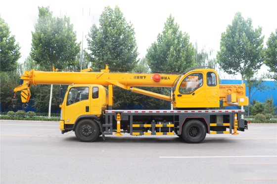 恒旺 HWDFXC16T 汽车起重机