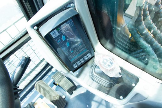 恒旺 HWL90 轮式挖掘机