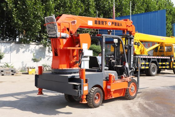 恒旺 4 吨叉车起重机