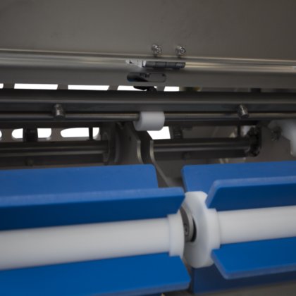 STEEN ST700K10 自动去皮机-- 短