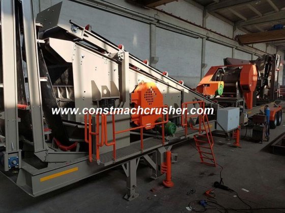 移动颚式破碎机。从仓库发货