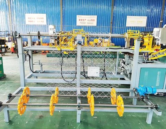 機械を作る熱い販売の自動鎖リンク塀