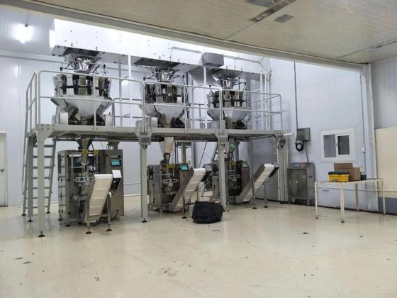 VFFS 糖果包装机 立式灌装封口机 花生包装设备 糖果包装机