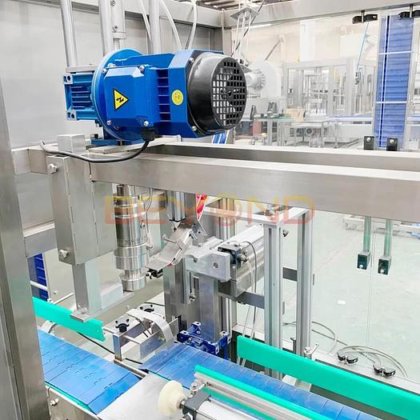 全自动大瓶水清洗灌装旋盖直线型机器