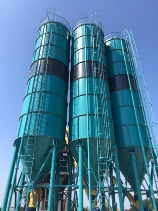 セメントサイロ