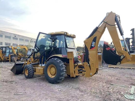2023 CATERPILLAR 420F