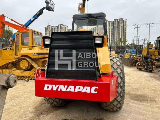 DYNAPAC CA30D
