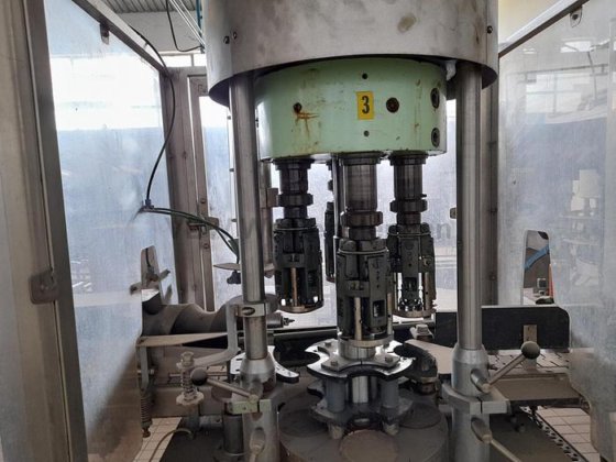 スクリューキャッパー