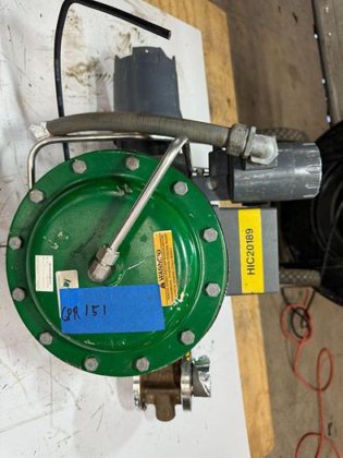 フィッシャーコントロールズ エア空気圧アクチュエータバルブ、タイプ 1052/V100/、サイズ 20