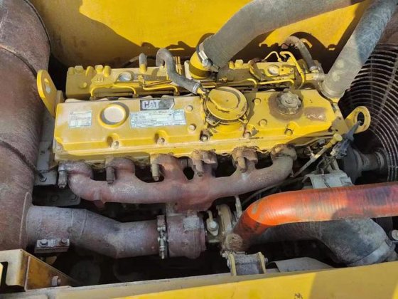 2017 CAT 320D2