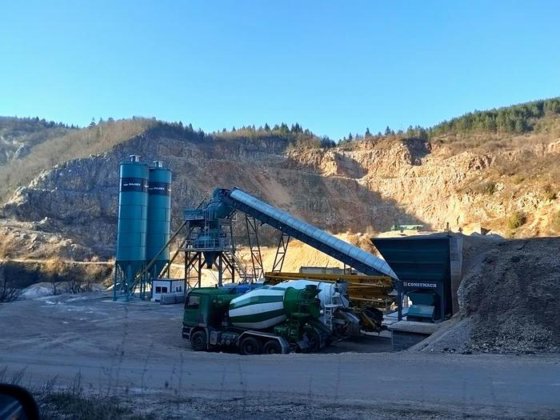 コンクリートバッチングプラント