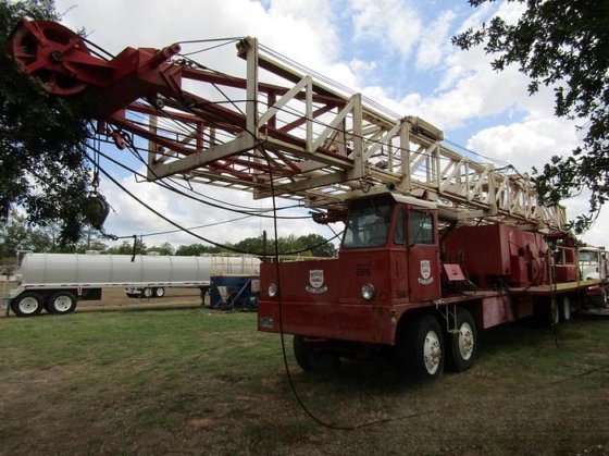 Workover Rig Franks Franks Rocket 658 Workover Rig in Broussard, LA, USA