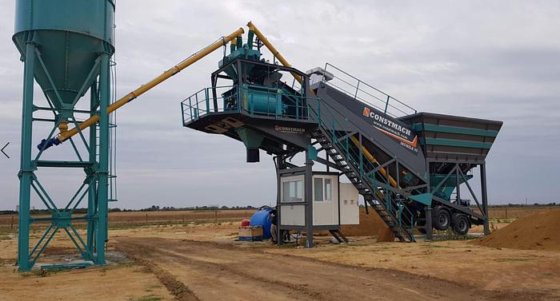 60 立方米/小时移动混凝土搅拌站