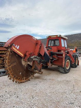 Ditch Witch RT185