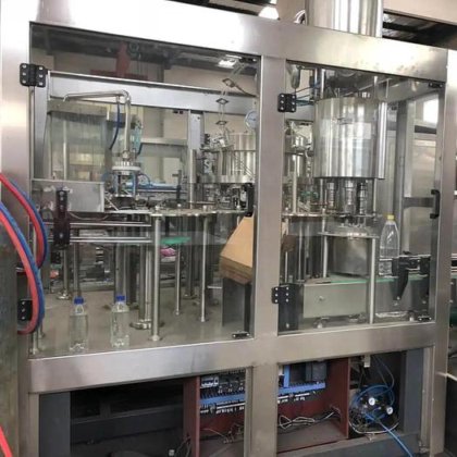 果汁液体宠物瓶饮料灌装机