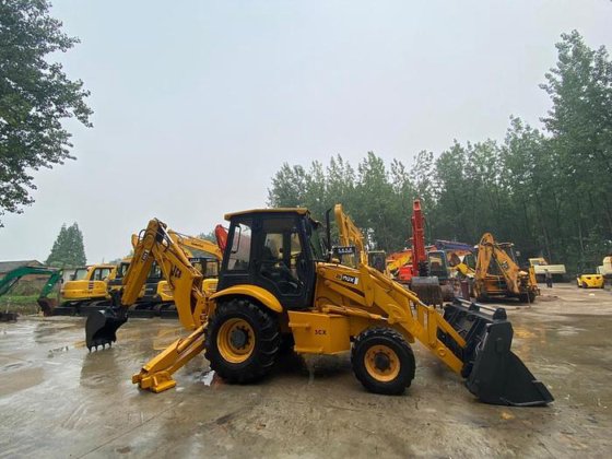 2018 JCB 3CX BACKHOE LOADER