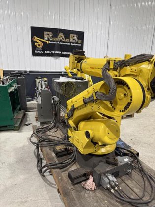 FANUC R-2000iC/270F 6 AXIS ROBOT
