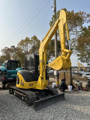 2022 Komatsu PC55