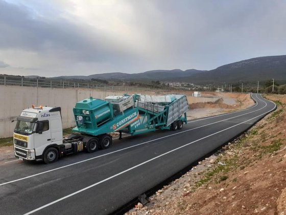 100立方/小时移动混凝土搅拌站