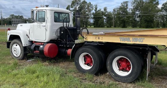 1989 MACK R688ST in Lake Charles, LA, USA
