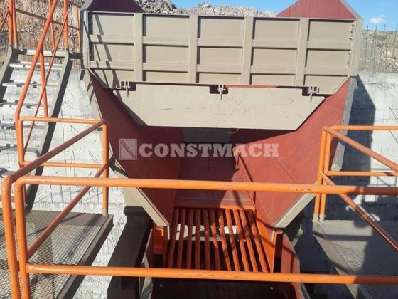 振動フィーダー