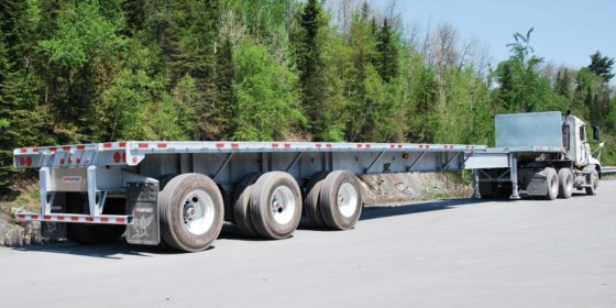 Plate-forme extensible durable en acier