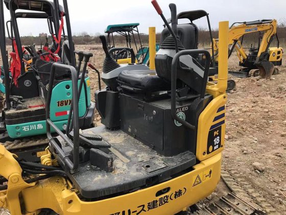 2023 Komatsu PC18