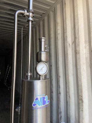 温水蒸気暖房システム