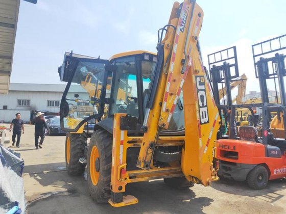JCB 4cx