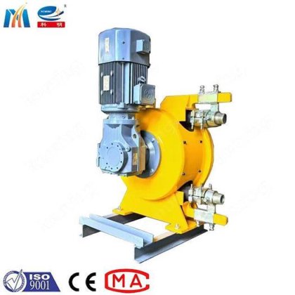 セメントフォームコンベアゴムホース仕様 コントロールボックス付き工業用ホースポンプ