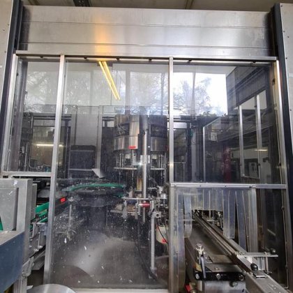 ボトル充填機/キャップ機/ラベル貼り機